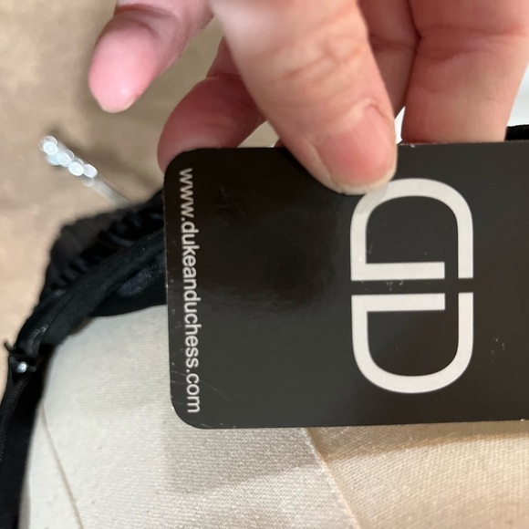 STELLA & JAMIE NEW NWT Black and Champagne Pleated Halter Open Back Dress Small - Picture 12 of 16